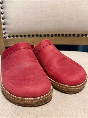 Haflinger Crimson Nubuck Leather Slip-On Clogs EU Size 39